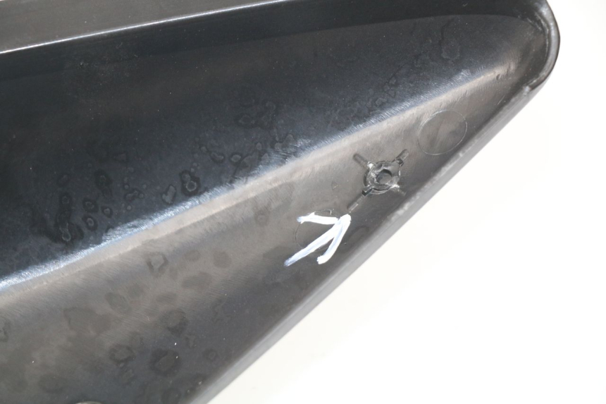 photo de OSŁONA TYLNA YAMAHA NEOS NEO'S 4T 50 (2008 - 2016) - Zoom stanu zużycia