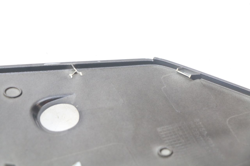 photo de OSŁONA TYLNA SYM ORBIT III 3 4T 50 (2018 - 2021) - Stan powierzchni