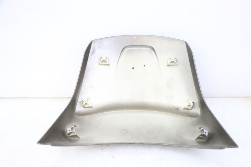 photo de OSŁONA TYLNA PEUGEOT SATELIS 125 (2013 - 2018) - Szczegół części