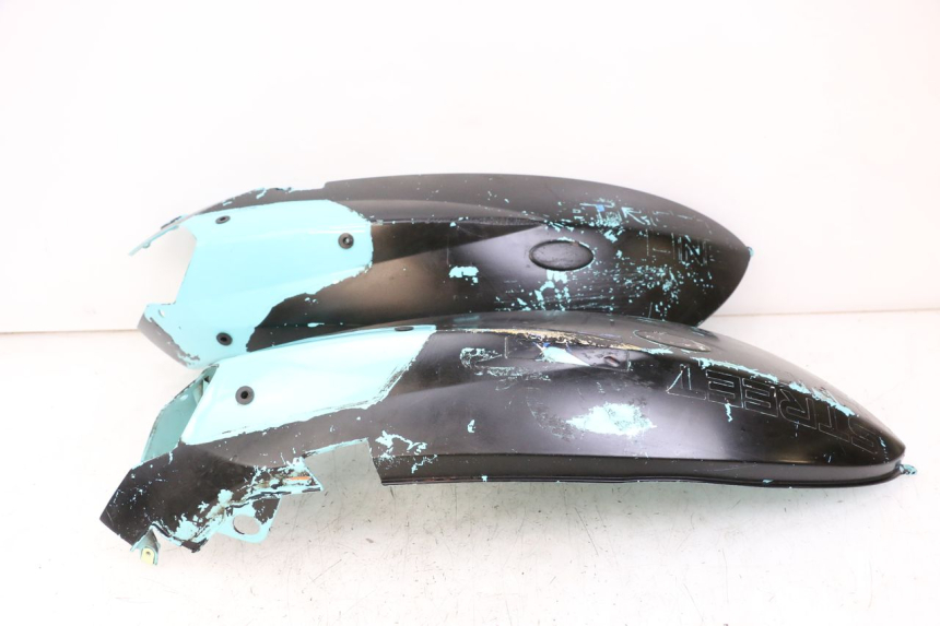 photo de OSŁONA TYLNA PEUGEOT STREETZONE 4T 50 (2018 - 2023) - Szczegóły charakterystyczne