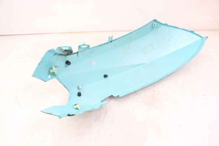 photo de OSŁONA TYLNA PEUGEOT STREETZONE 4T 50 (2018 - 2023) - Stan powierzchni