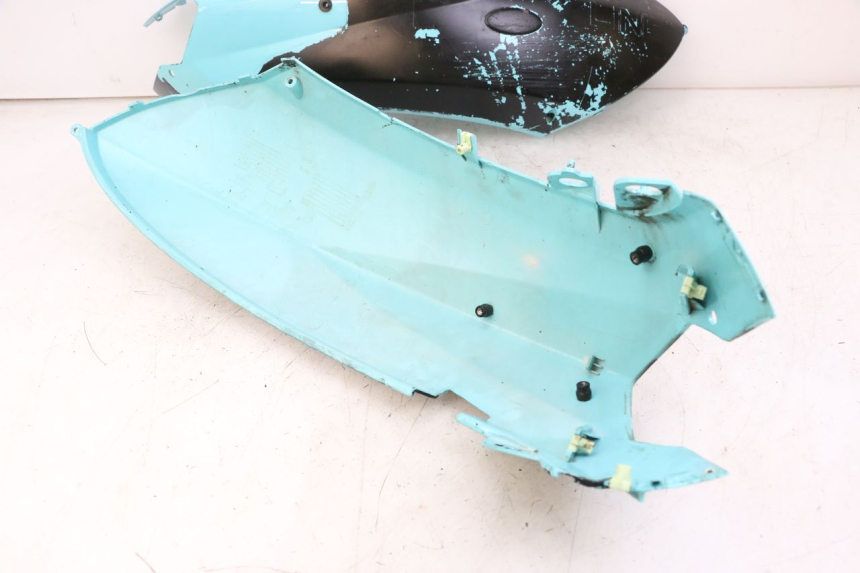 photo de OSŁONA TYLNA PEUGEOT STREETZONE 4T 50 (2018 - 2023) - Oznaczenia i referencje