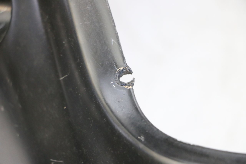 photo de OSŁONA TYLNA APRILIA RALLY AC 50 (1995 - 2004) - Zoom stanu zużycia