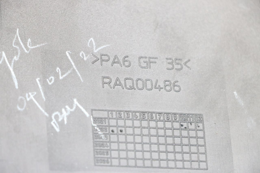 photo de OSŁONA TYLNA ROYAL ENFIELD SCRAM 411 (2022 - 2024) - Szczegół części