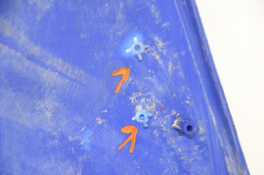 photo de OSŁONA TYLNA HYTRACK S 150 (2003 - 2011) - Szczegóły charakterystyczne