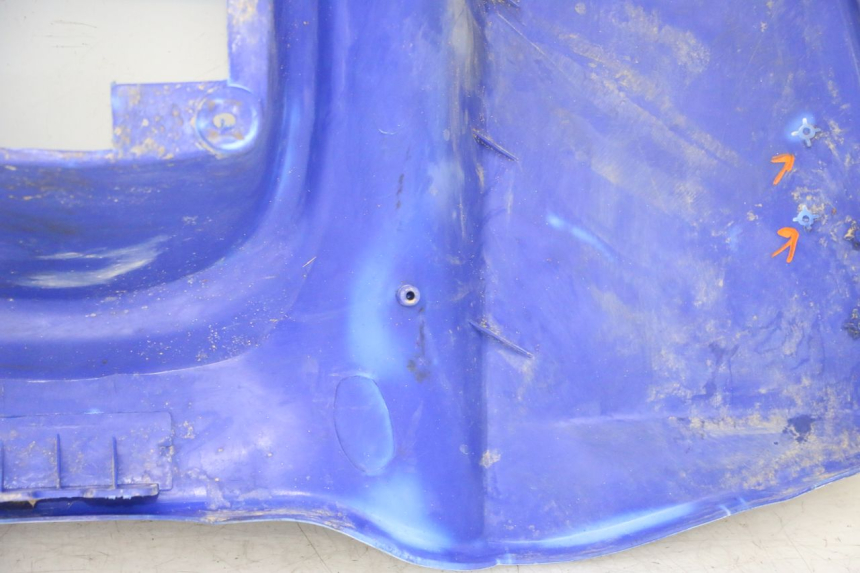 photo de OSŁONA TYLNA HYTRACK S 150 (2003 - 2011) - Widok z bliska