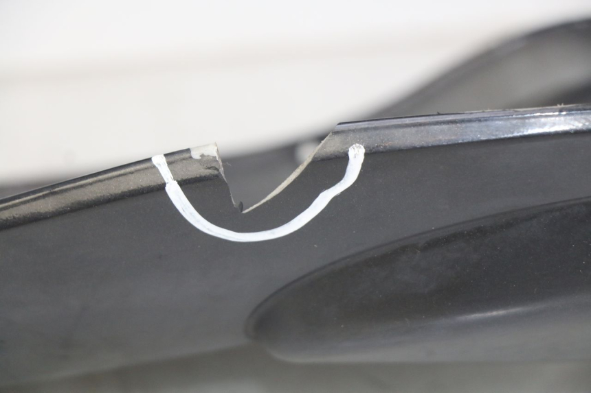 photo de OSŁONA TYLNA APRILIA SCARABEO 100 (2003 - 2012) - Zoom stanu zużycia