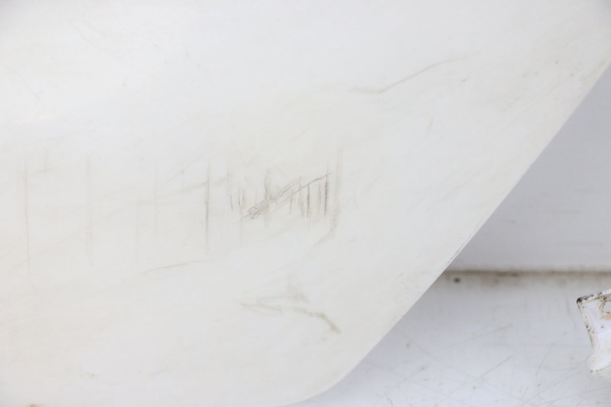 photo de OSŁONA TYLNA DERBI SENDA SM DRD 50 (2008 - 2013) - Szczegóły charakterystyczne