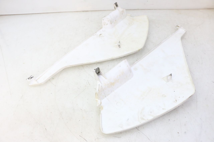 photo de OSŁONA TYLNA DERBI SENDA SM DRD 50 (2008 - 2013) - Zbliżenie techniczne