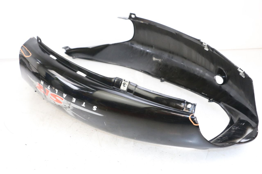 photo de OSŁONA TYLNA APRILIA SR CARB LC 2T 50 (2004 - 2012) - Zoom stanu zużycia