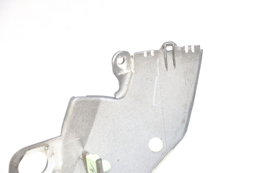 photo de OSŁONA TYLNA PEUGEOT STREETZONE I 2T 50 (2018 - 2020) - Oznaczenia i referencje