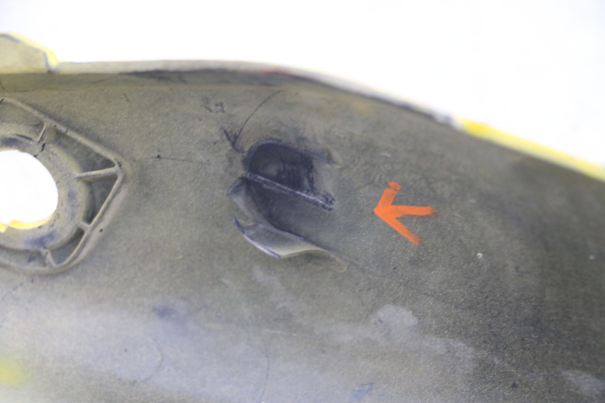 photo de OSŁONA TYLNA SUZUKI SV N 650 (1999 - 2002) - Widok profilu