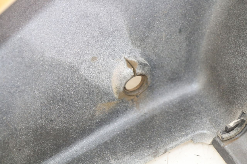 photo de OSŁONA TYLNA DAELIM VJ ROADWIN FI 125 (2008 - 2017) - Szczegół części