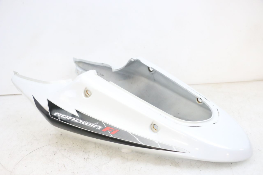 photo de OSŁONA TYLNA DAELIM VJ ROADWIN FI 125 (2008 - 2017) - Zbliżenie techniczne