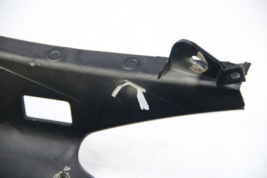 photo de OSŁONA TYLNA YAMAHA XMAX X-MAX 125 (2006 - 2009) - Szczegóły charakterystyczne