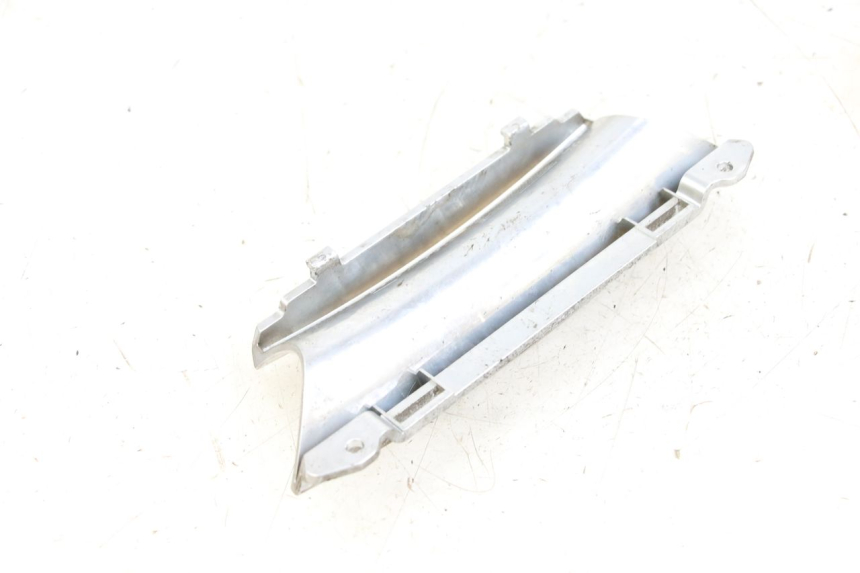 photo de OSŁONA TYLNA PIAGGIO X10 125 (2012 - 2017) - Zoom stanu zużycia