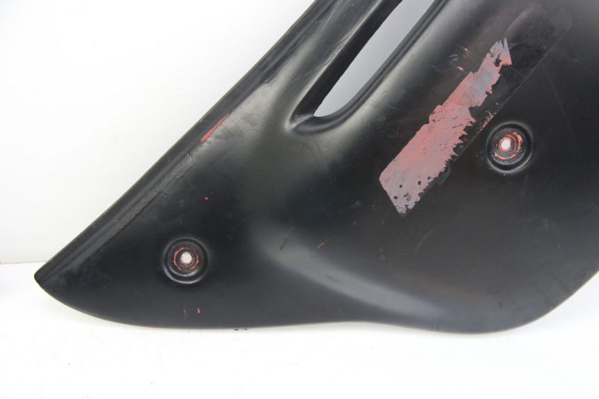 photo de OSŁONA TYLNA PEUGEOT XP6 50 (1997 - 2003) - Zoom stanu zużycia