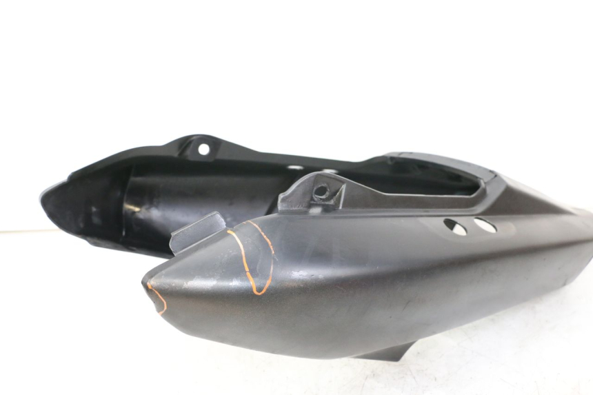 photo de OSŁONA TYLNA YAMAHA FZS FAZER 600 (2001 - 2003) - Zbliżenie komponentów