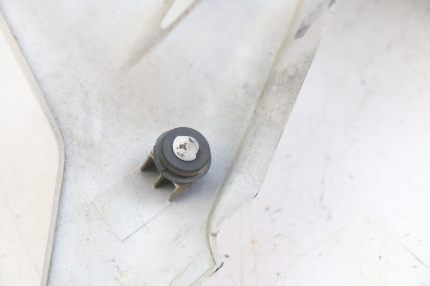 photo de OSŁONA TYLNA YAMAHA YZF R THUNDERCAT 600 (1996 - 2003) - Stan powierzchni