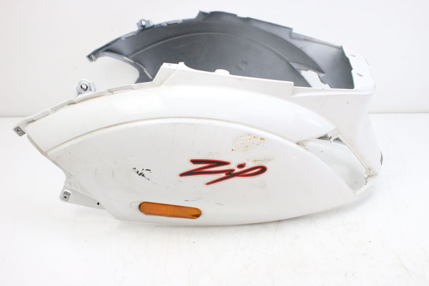 photo de OSŁONA TYLNA PIAGGIO ZIP 4T 50 (2018 - 2020) - Szczegół części