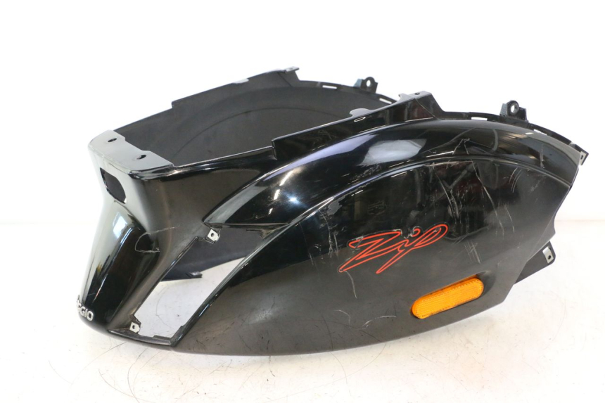 photo de OSŁONA TYLNA PIAGGIO ZIP IGET 4T 50 (2021 - 2023) - Punkty mocowania