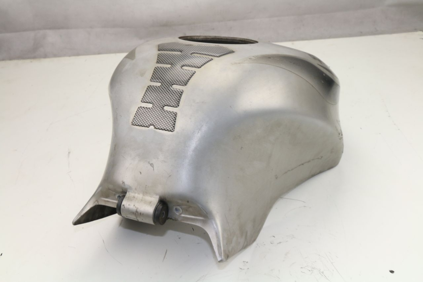 photo de OBUDOWA ZBIORNIKA APRILIA RS 50 (1999 - 2005) - Zoom stanu zużycia