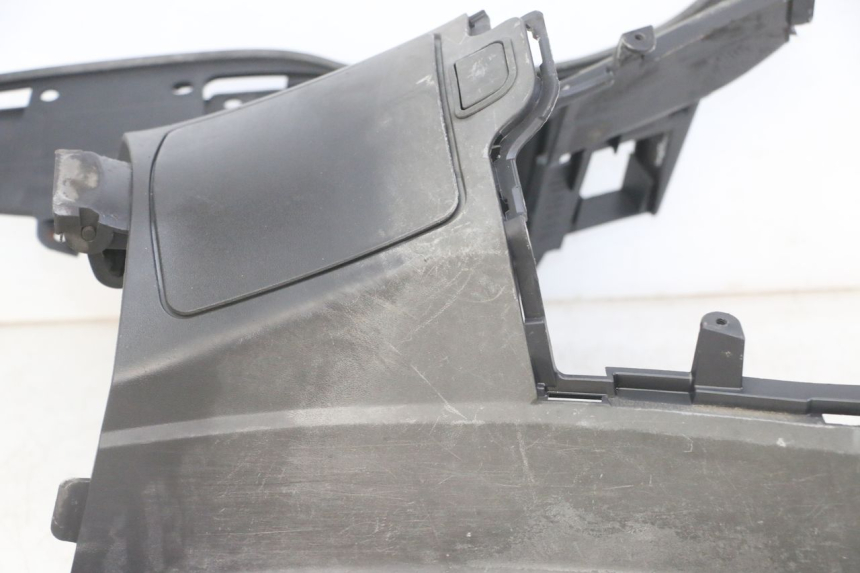 photo de OBUDOWA ZBIORNIKA SUZUKI BURGMAN 125 (2007 - 2014) - Punkty mocowania