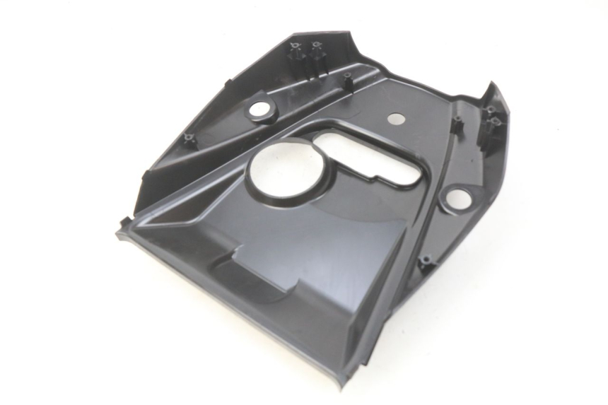 photo de OBUDOWA ZBIORNIKA SYM CROX 4T 50 (2016 - 2023) - Szczegół części