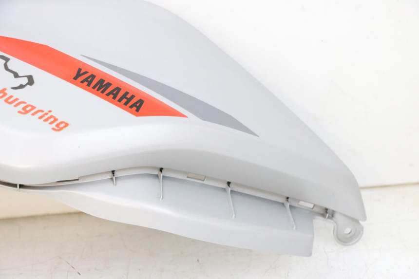 photo de OSŁONA ZBIORNIKA PRAWY YAMAHA MT-07 MT07 ABS 700 (2018 - 2020) - Zbliżenie komponentów