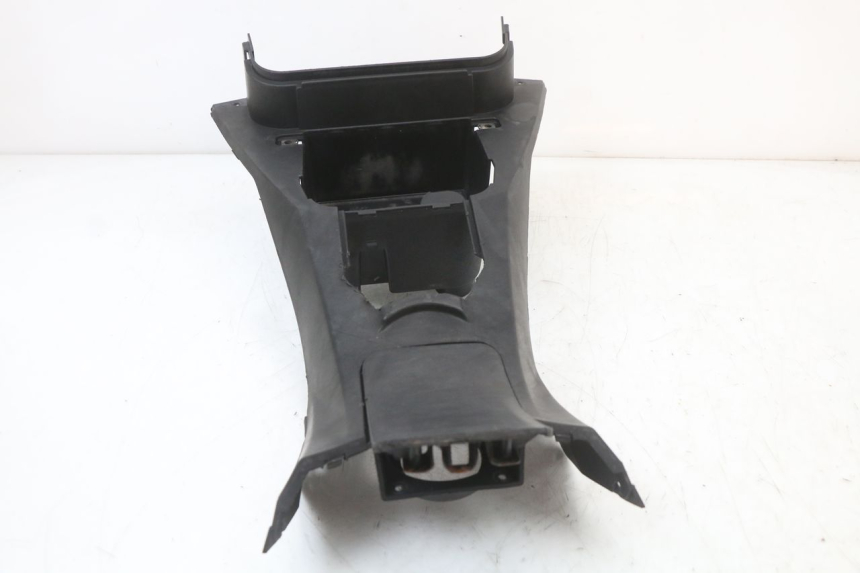 photo de OBUDOWA ZBIORNIKA LONGJIA EASY MAX 125 (2020 - 2024) - Szczegół części