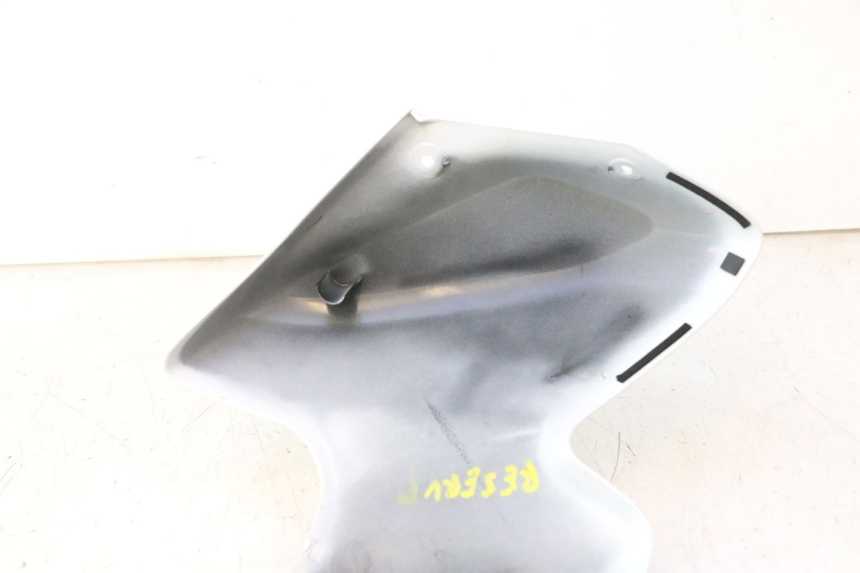 photo de OSŁONA ZBIORNIKA YAMAHA FZ8 800 (2010 - 2016) - Oznaczenia i referencje