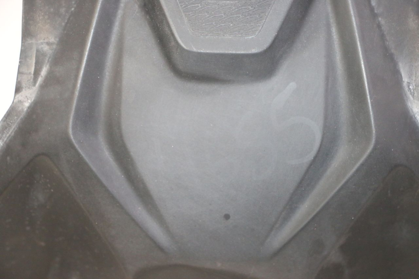 photo de OBUDOWA ZBIORNIKA PALIWA BMW G310 R 310 (2016 - 2020) - Zoom stanu zużycia