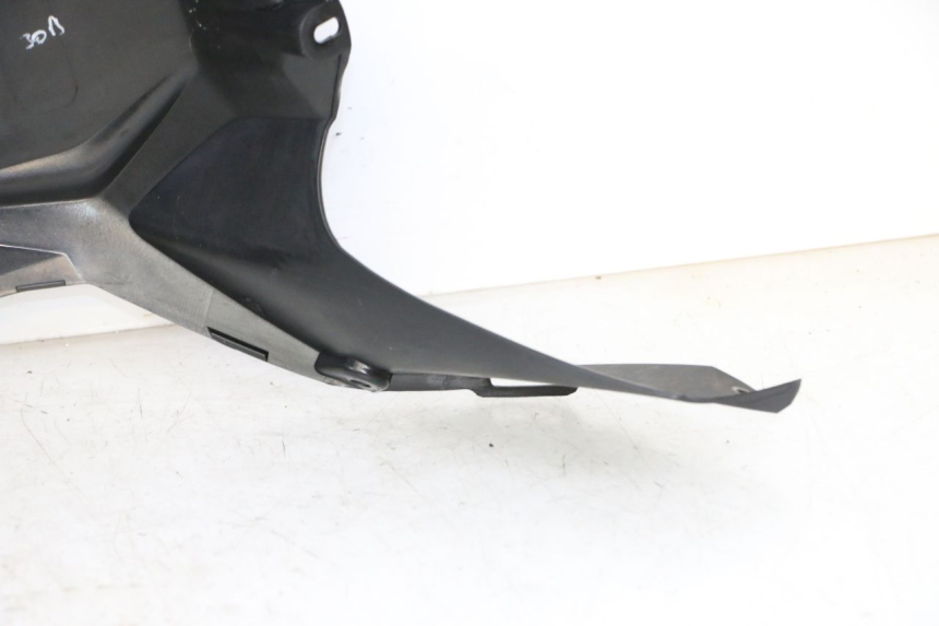 photo de OBUDOWA ZBIORNIKA PALIWA BMW G310 R 310 (2016 - 2020) - Oznaczenia i referencje