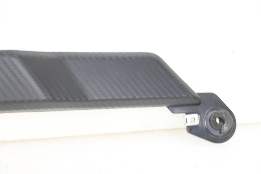 photo de OSŁONA ZBIORNIKA LEWA KIDEN KD125-G 125 (2018 - 2022) - Inny kąt widzenia