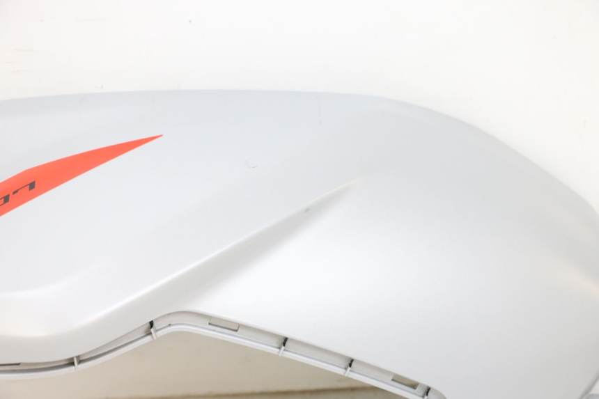 photo de OSŁONA ZBIORNIKA LEWA YAMAHA MT-07 MT07 ABS 700 (2018 - 2020) - Zbliżenie komponentów