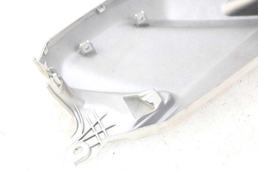 photo de OSŁONA ZBIORNIKA LEWA YAMAHA MT ABS 125 (2014 - 2018) - Punkty mocowania