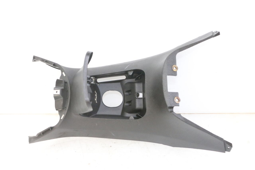 photo de OSŁONA ZBIORNIKA PIAGGIO IE MP3 YOURBAN 300 (2011 - 2016) - Szczegół części