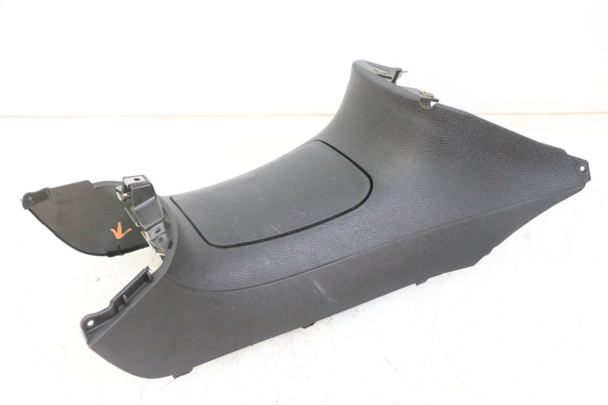 photo de OSŁONA ZBIORNIKA PIAGGIO IE MP3 YOURBAN 300 (2011 - 2016) - Inny kąt widzenia