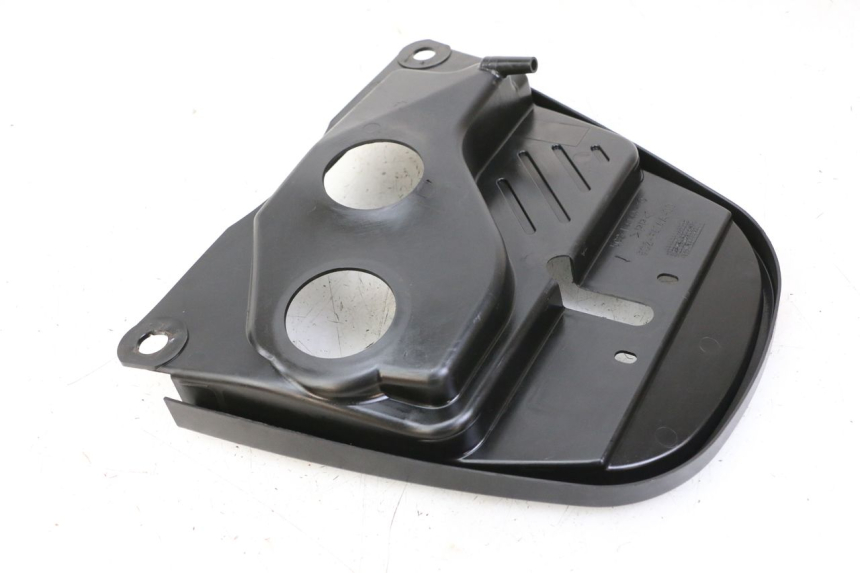 photo de OBUDOWA ZBIORNIKA MBK OVETTO ONE 2T 50 (2013 - 2017) - Zoom stanu zużycia