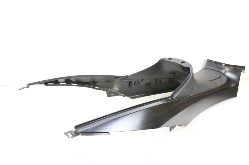 photo de OSŁONA ZBIORNIKA PIAGGIO MP3 HPE 350 (2018 - 2020) - Widok profilu