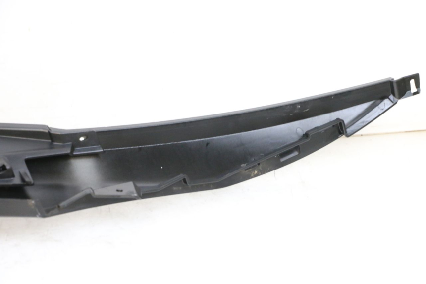 photo de OSŁONA ZBIORNIKA PIAGGIO MP3 HPE 350 (2018 - 2020) - Stan powierzchni