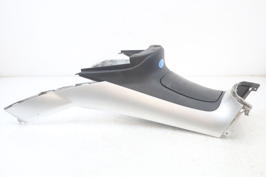 photo de OSŁONA ZBIORNIKA PIAGGIO MP3 LT 400 (2007 - 2012) - Zoom stanu zużycia