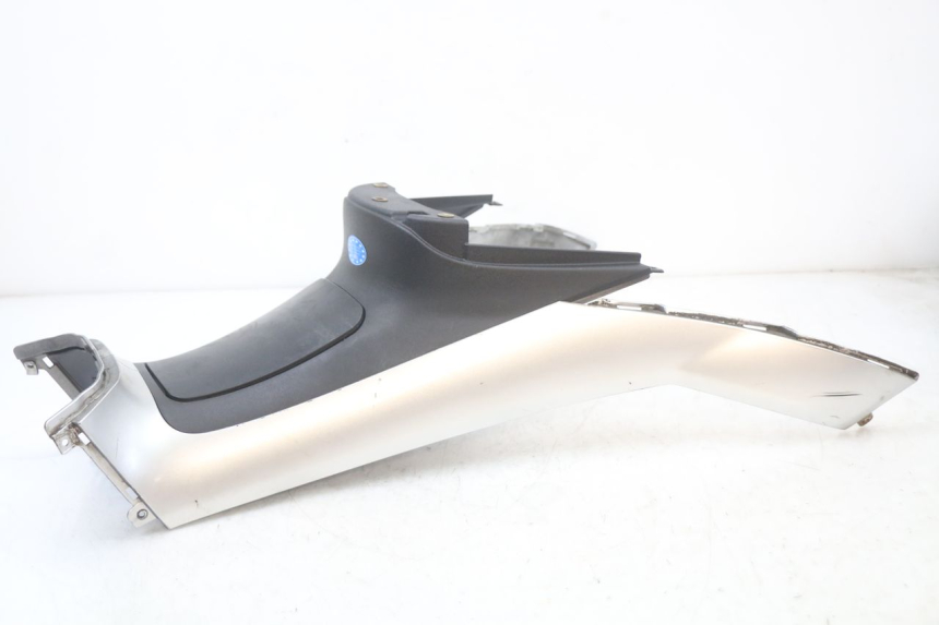 photo de OSŁONA ZBIORNIKA PIAGGIO MP3 LT 400 (2007 - 2012) - Inny kąt widzenia