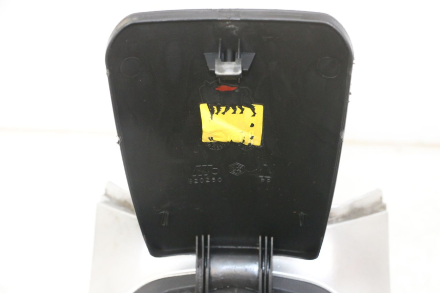 photo de OBUDOWA ZBIORNIKA PIAGGIO MP3 LT 300 (2010 - 2016) - Szczegół części