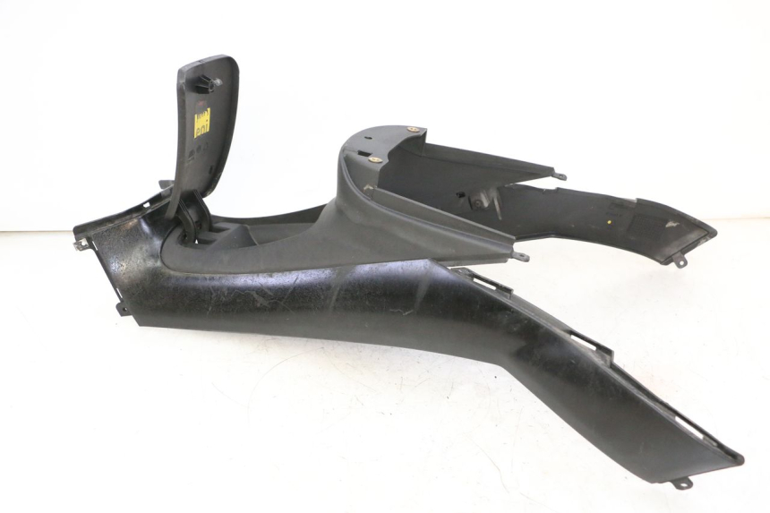 photo de OSŁONA ZBIORNIKA PIAGGIO MP3 500 (2011 - 2015) - Zbliżenie komponentów