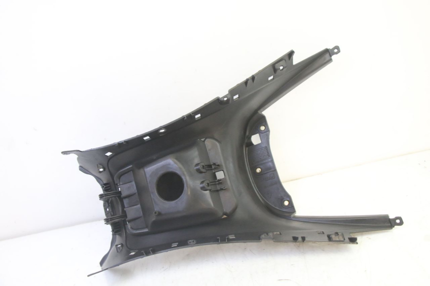 photo de OSŁONA ZBIORNIKA PIAGGIO MP3 125 (2006 - 2014) - Stan powierzchni