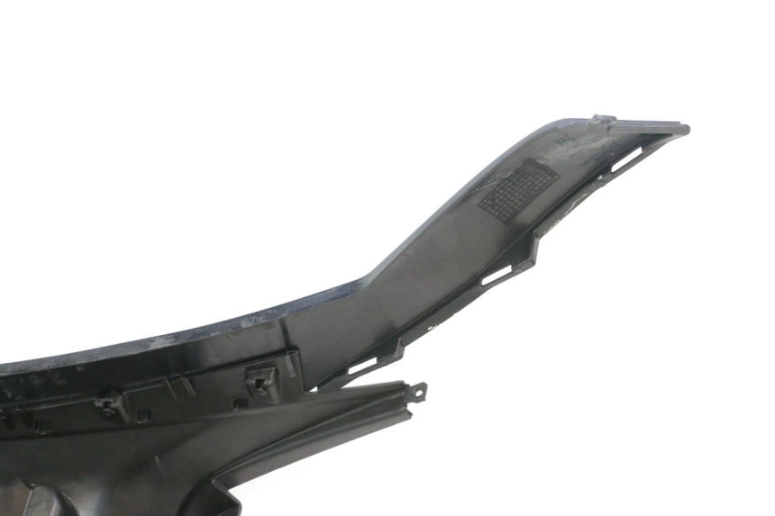 photo de OSŁONA ZBIORNIKA PIAGGIO MP3 500 (2011 - 2015) - Zbliżenie techniczne