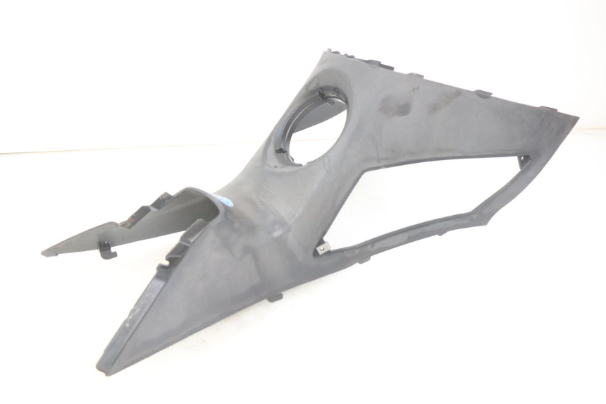 photo de OBUDOWA ZBIORNIKA GILERA NEXUS 125 (2007 - 2009) - Zbliżenie komponentów