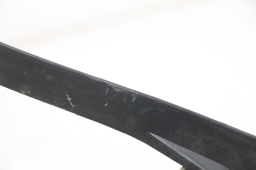 photo de OBUDOWA ZBIORNIKA GILERA NEXUS 125 (2007 - 2009) - Zbliżenie techniczne