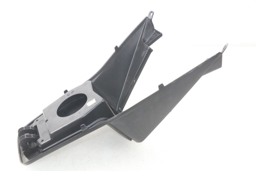 photo de OSŁONA ZBIORNIKA PEUGEOT SATELIS 125 (2006 - 2009) - Szczegół części